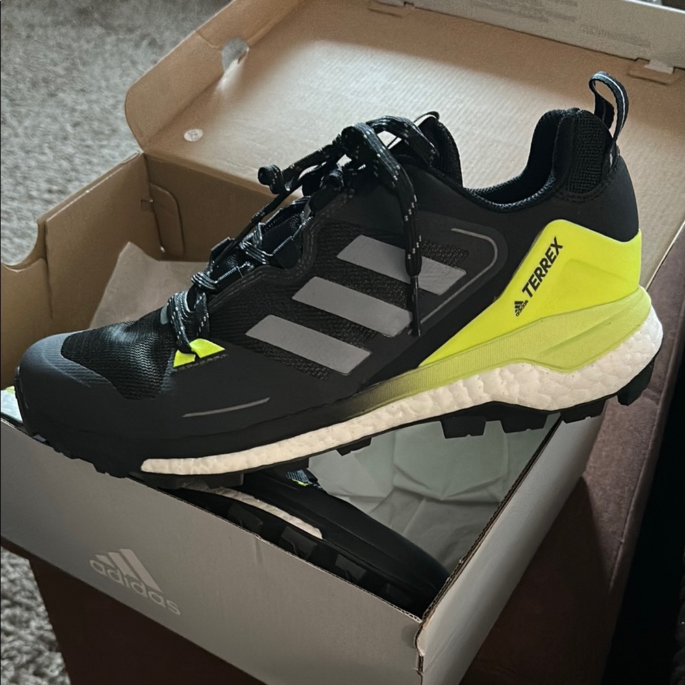 Adidas Black and Yellow Athletic Shoes for Outdoor Adventures